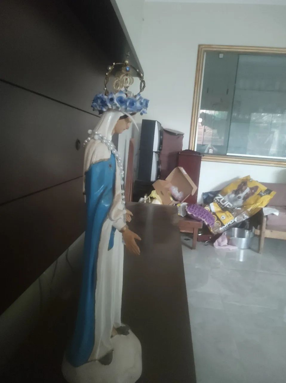 Estátua da nossa senhora das Graças consagrada na paróquia São Matheus  - Foto 2