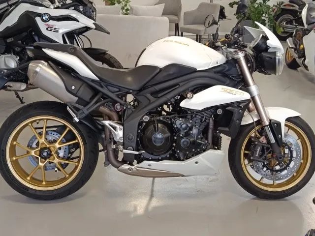 TRIMPH SPEED 1050I