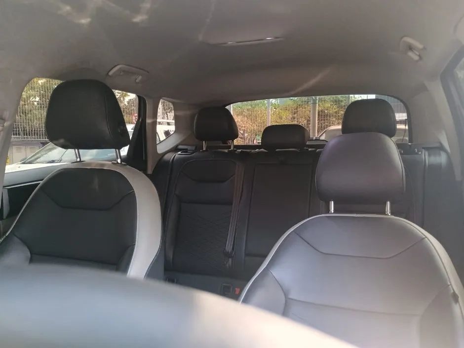 Volkswagen Taos Comfortline 1.4 250 TSI Flex Aut., foto 8 de 9