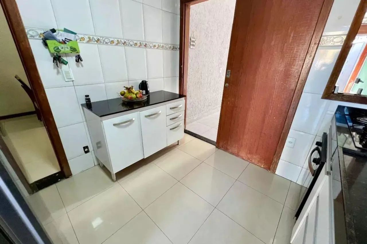 Casa à Venda - Planalto, 3 Quartos, 200 m2 - Foto 5