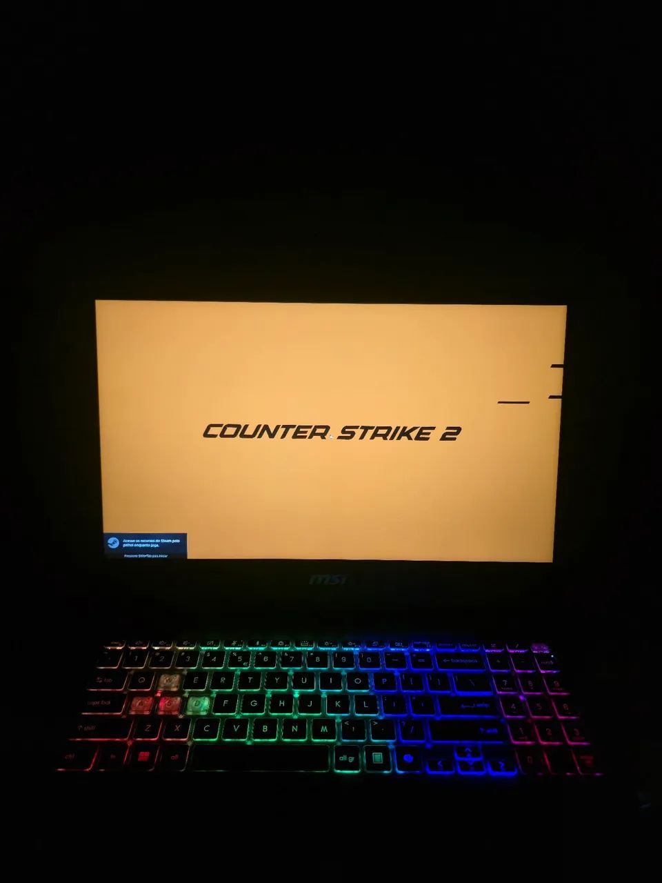 Notebook MSI Cyborg 15  - Foto 2
