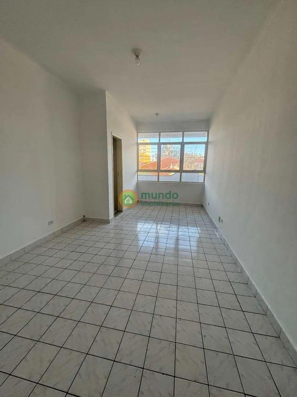 Sala para Venda e Locação no Centro de Taubaté