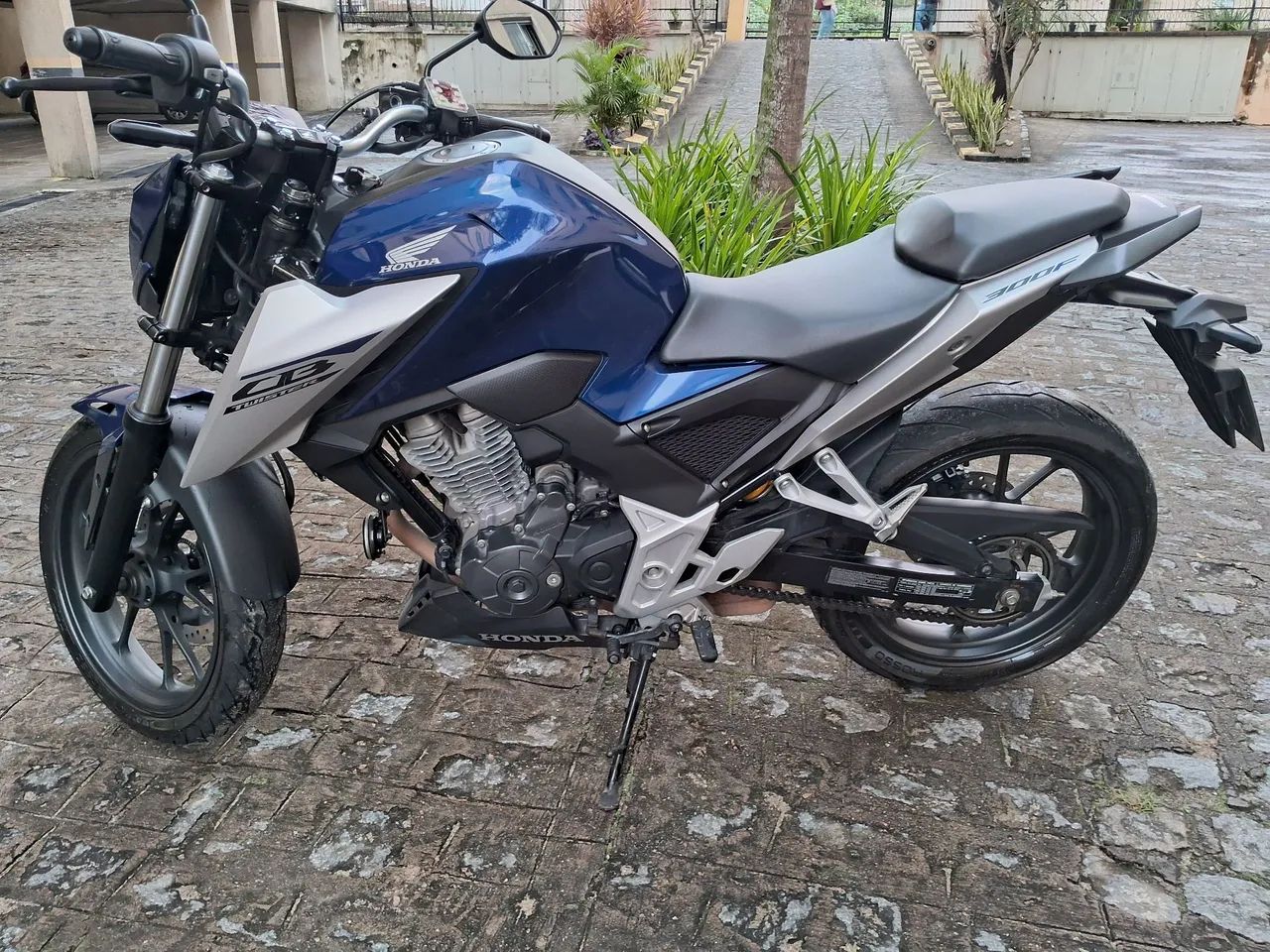 Cb twister 300f abs  - Foto 2