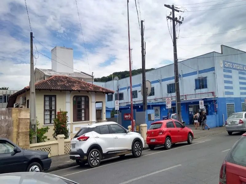 CASA COMERCIAL em São Francisco do Sul - SC, Centro