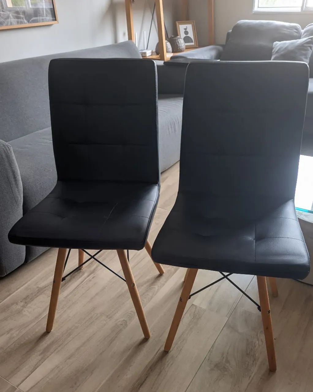 Cadeira Para Mesa Sala De Jantar Charles Eiffel Eames Gomos ( 2 cadeiras)