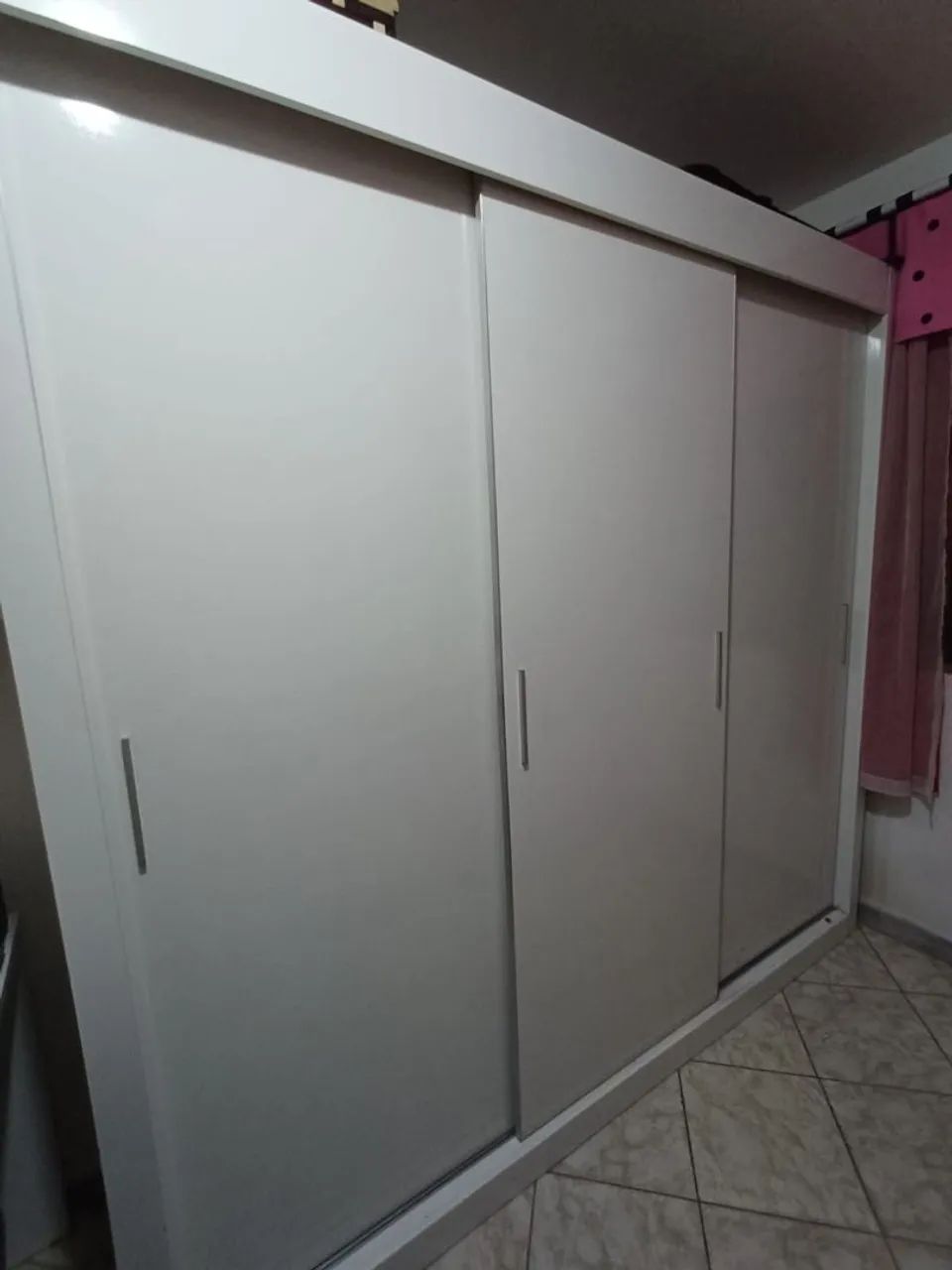 Vendo guarda roupa, seminovo  - Foto 3