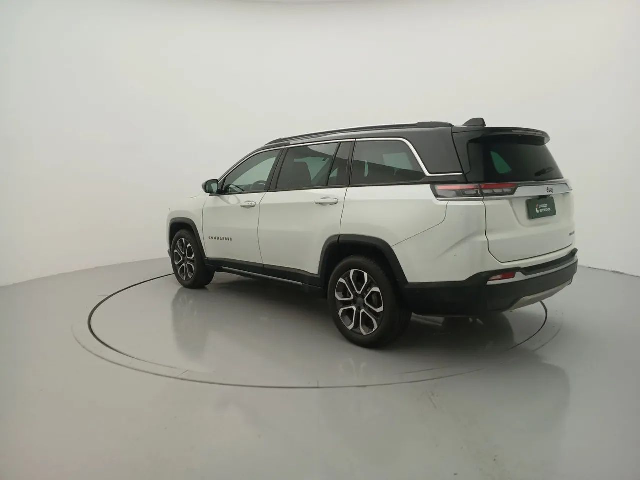 Jeep Commander Limited T270 1.3 TB Flex Aut., foto 3 de 18