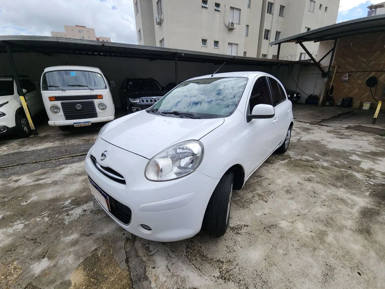 Nissan March 2014