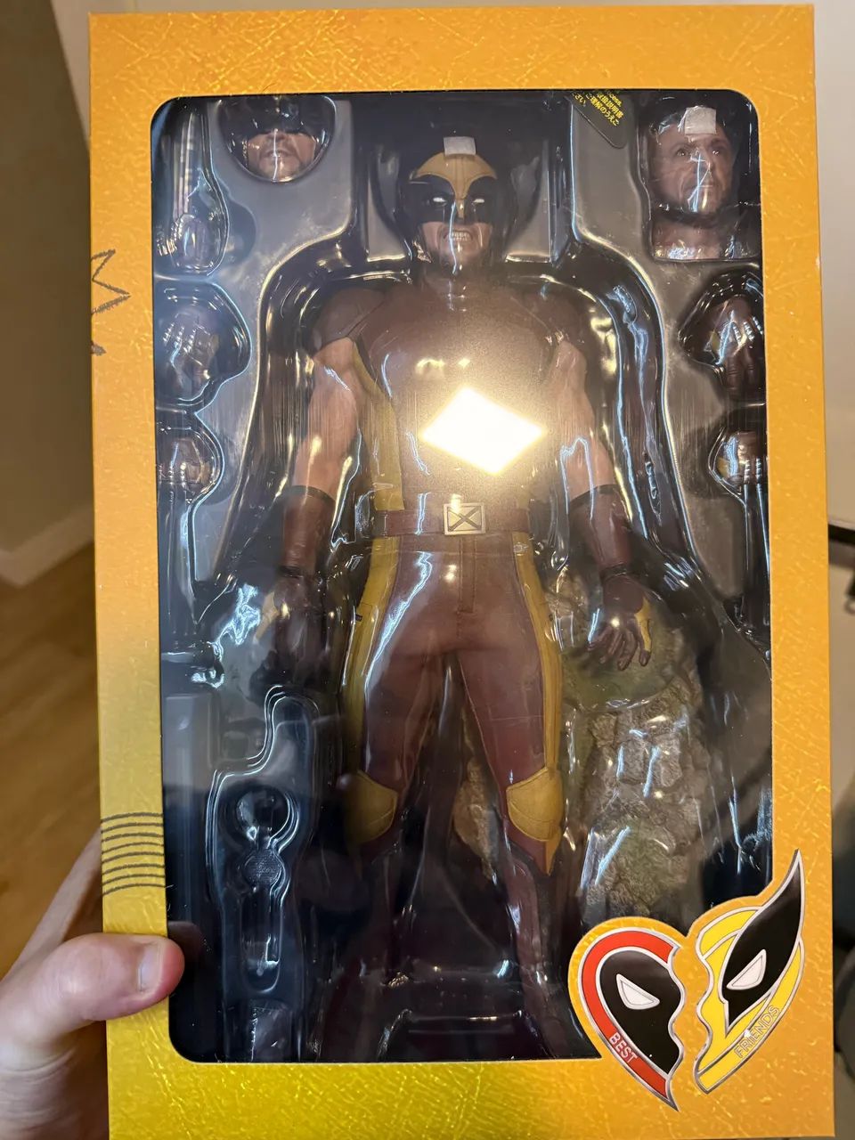 Wolverine Marrom Hot Toys Exclusivo 