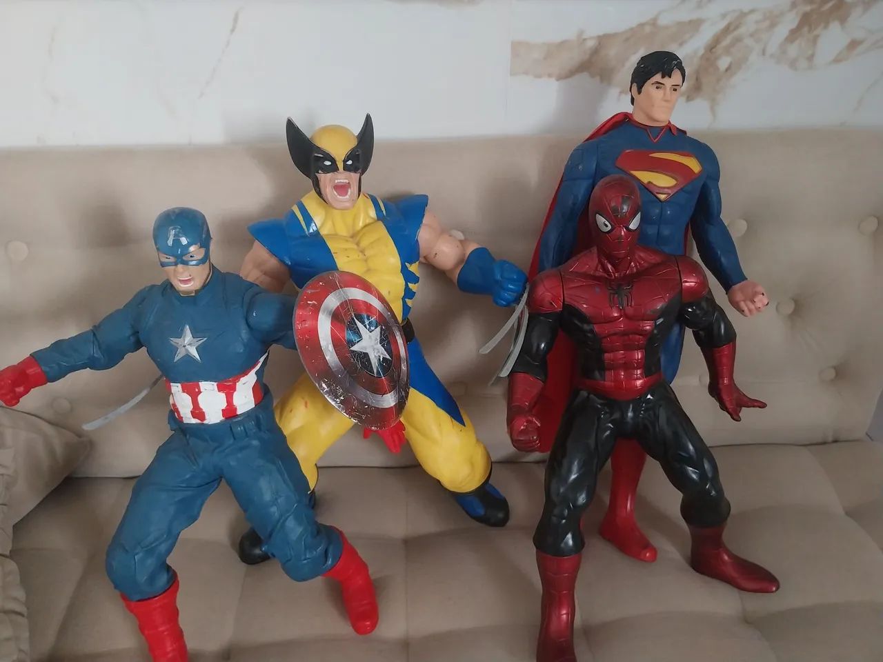 Bonecos vingadores  - Foto 2