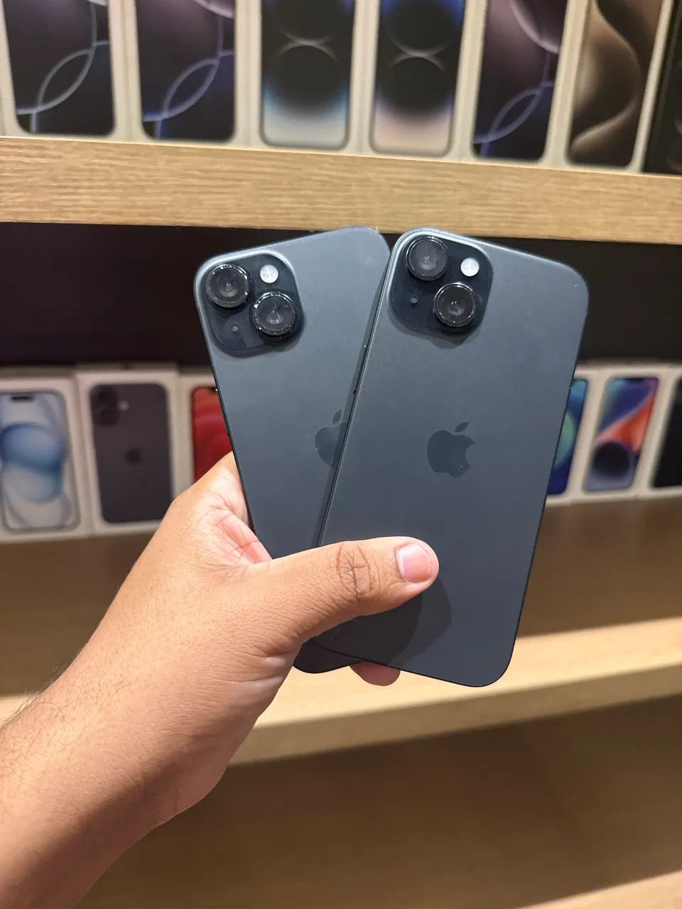 15 PRETO DE 128GB USADO!!!