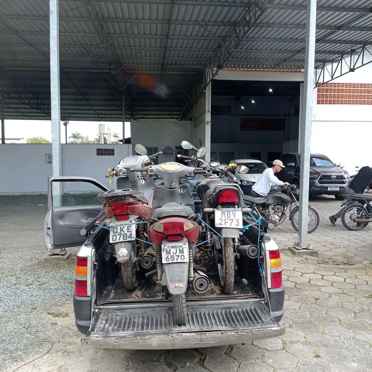 Frente Tomaz 