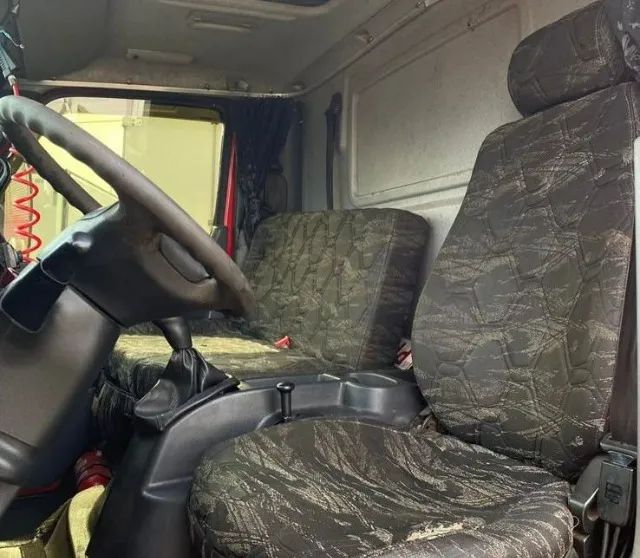 Mb Accelo 815 4x2 - 2012 baú  - Foto 5