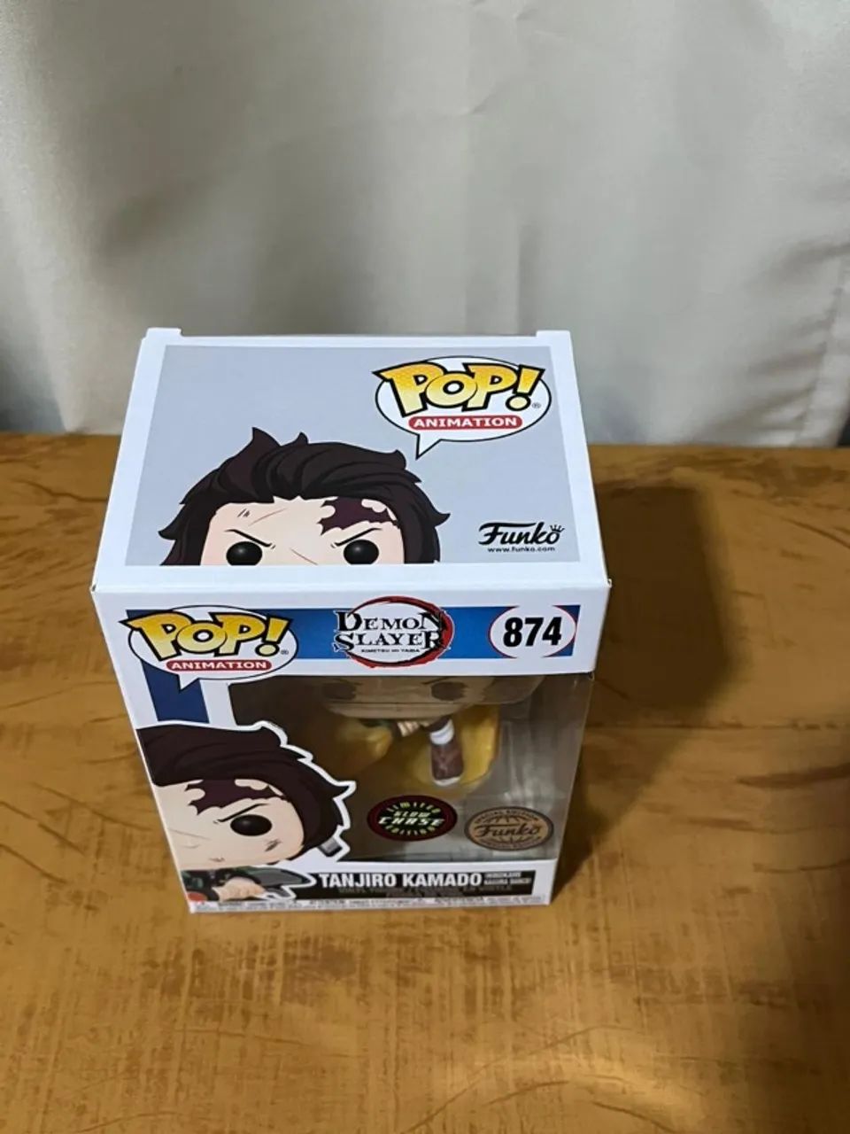 Funko Pop Animation ORIGINAL Tanjiro Kamado #874 - Foto 3
