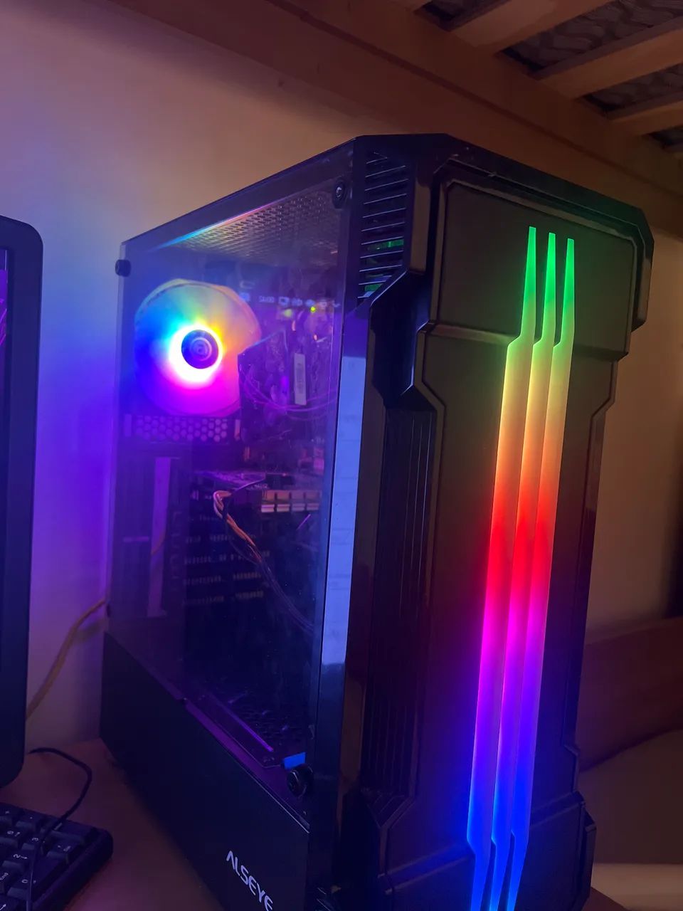 Vendo pc gamer roda qualquer jogo