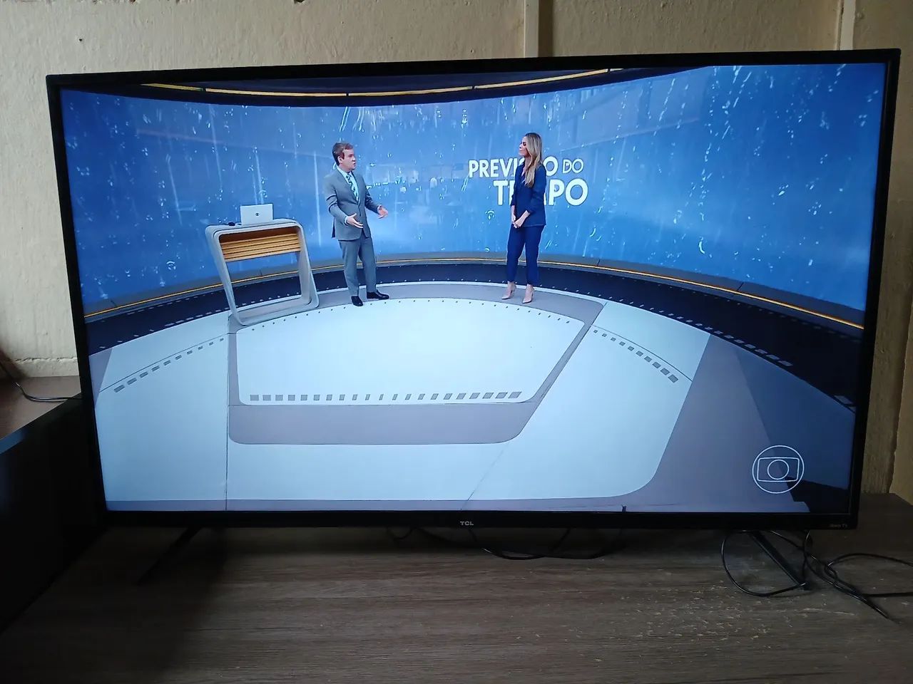 SMARTV 43" TCL 800,00 