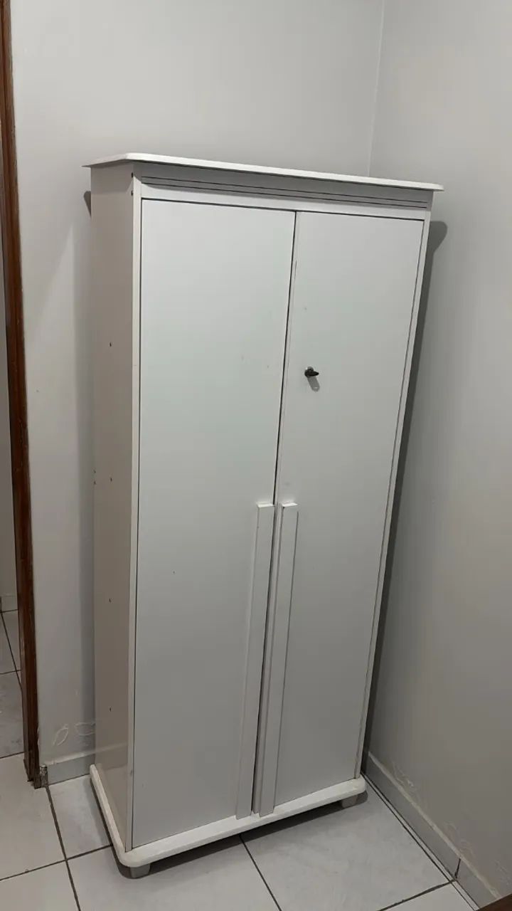Armário Multiuso /chave