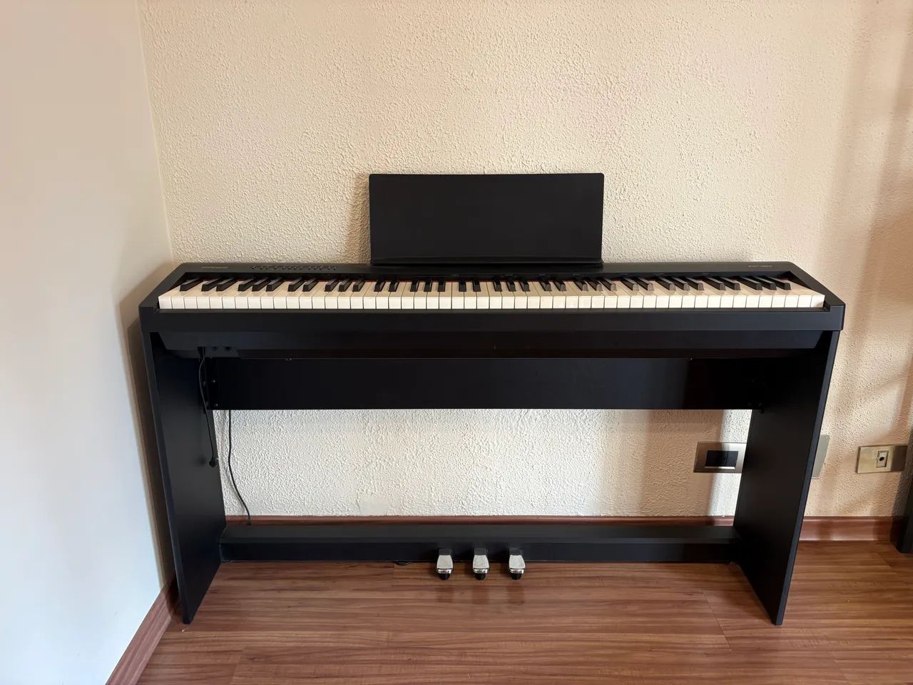 Piano digital Roland FP-30 - Foto 3