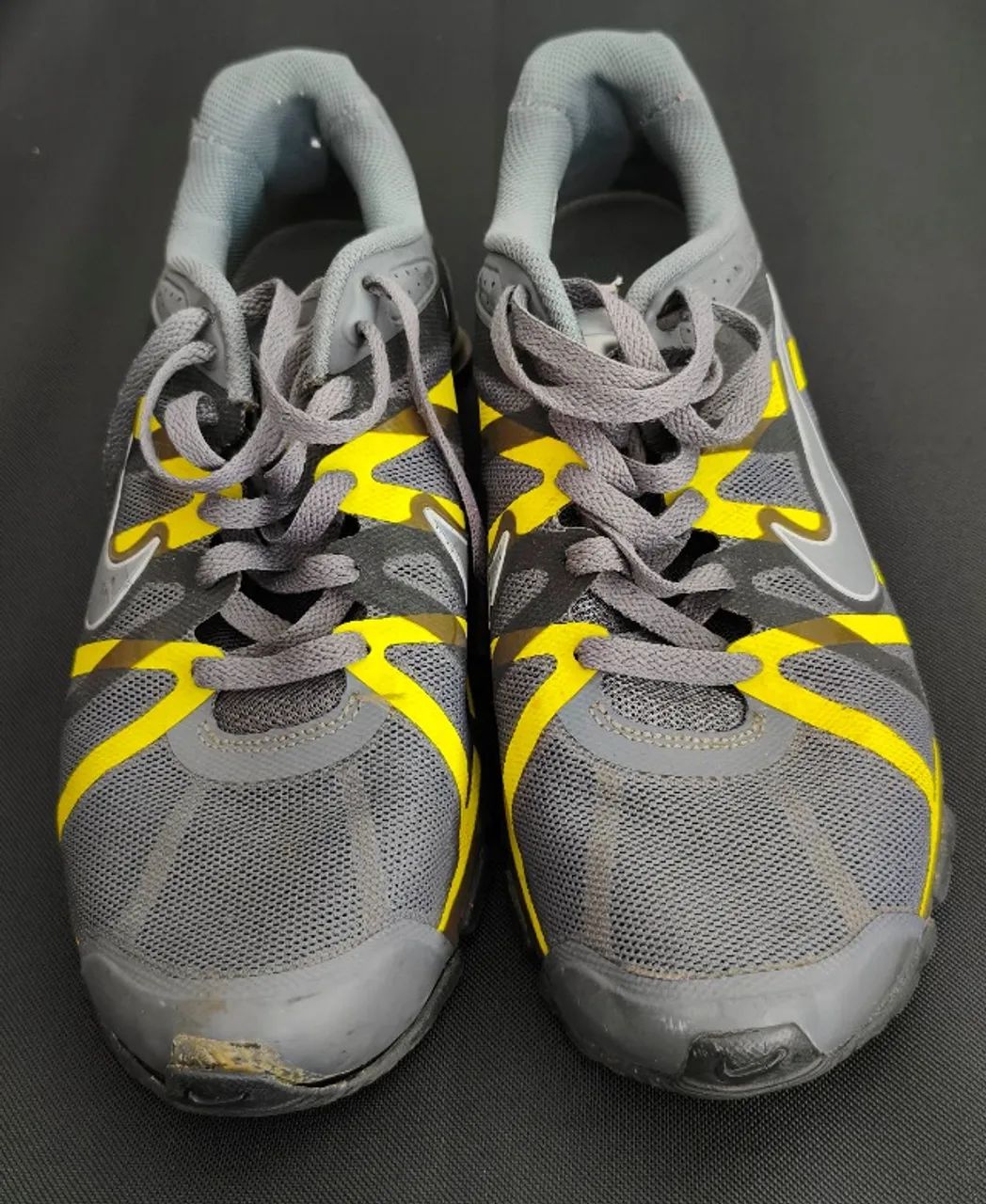 Tenis nike shox amarelo e cinza