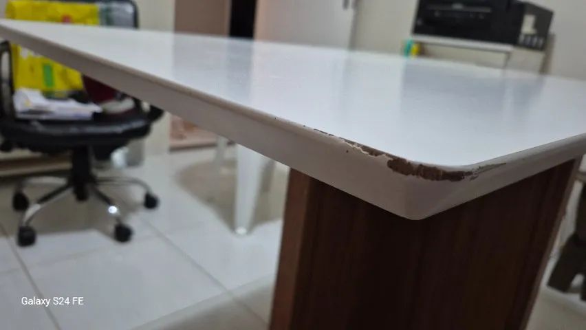 Mesa de jantar 1,30 x 0,80 - Foto 2
