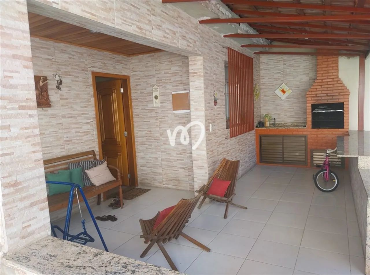 Casa linear, 3 quartos, quintal, 5 vagas - Foto 4