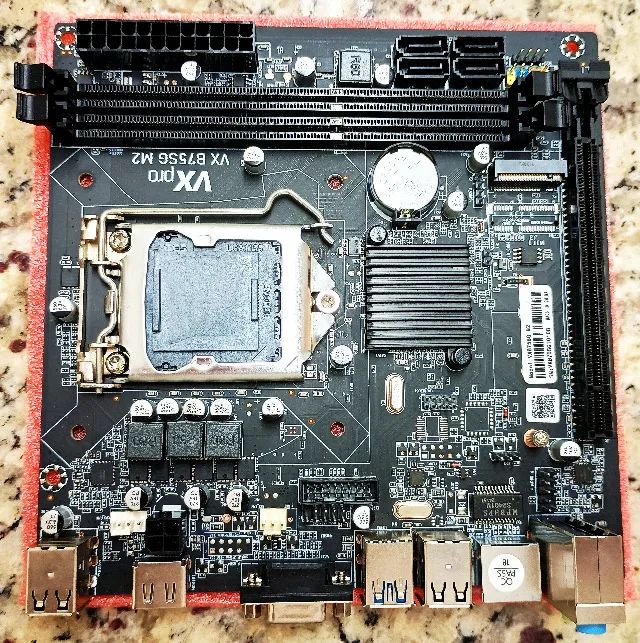 Placa mãe ITX VX PRO B75sg M2 LGA1155 com NVME Estado de nova Funcionando perfeitamente
