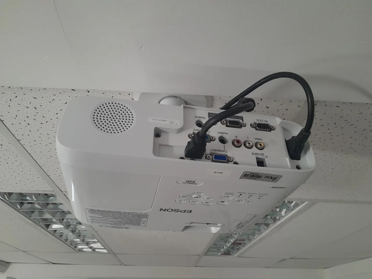 VENDO PROJETOR PROFISSIONAL  - Foto 3
