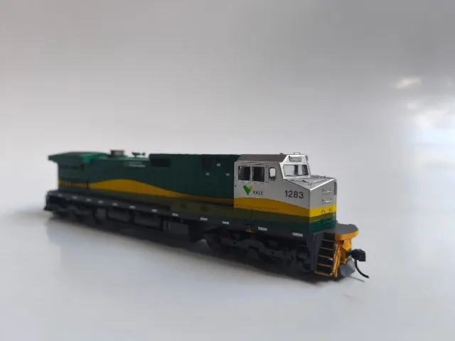 Locomotiva Dash9 VALE athearn rtr HO - Foto 2