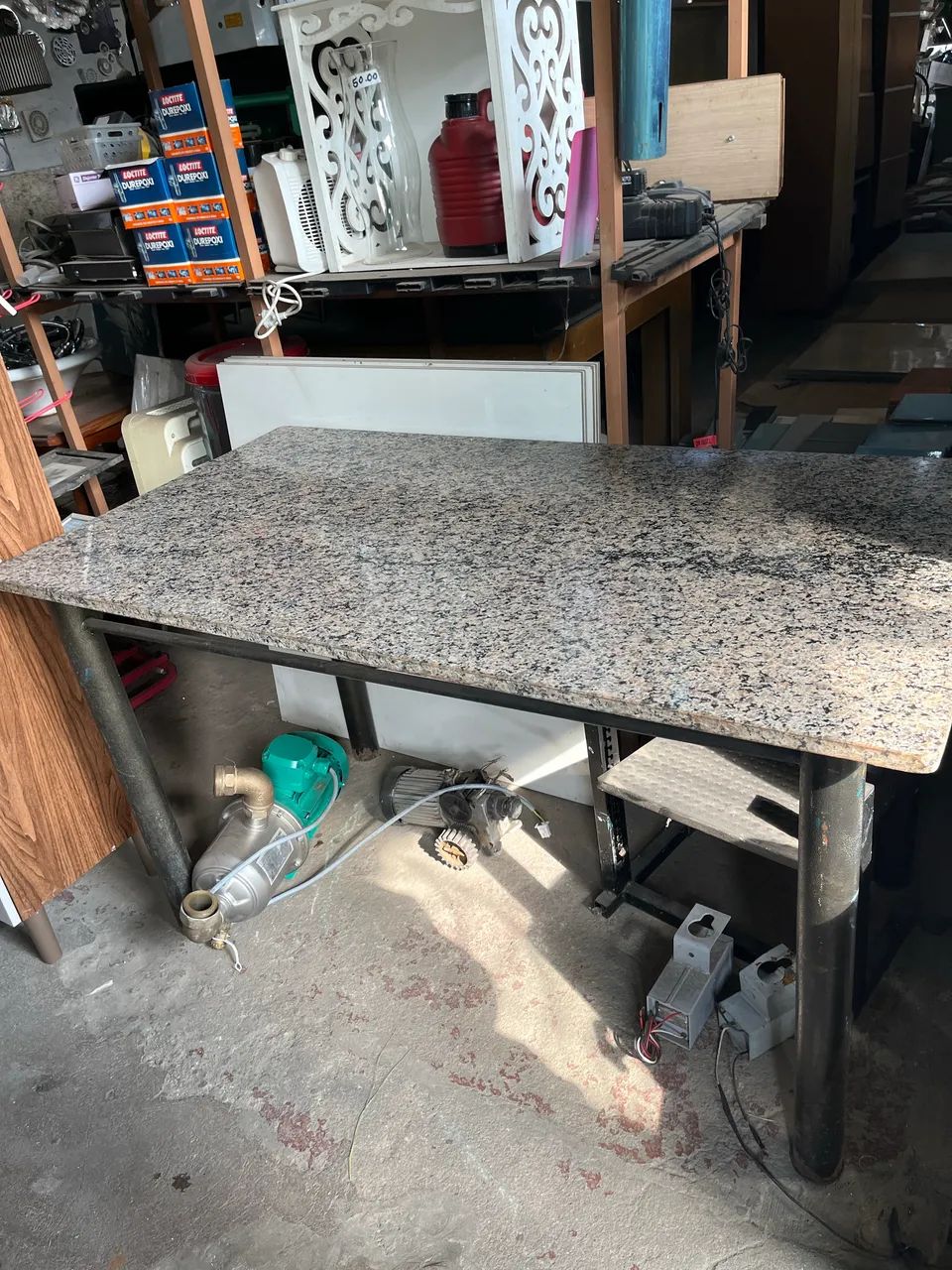 Mesa de granito com estrutura de ferro  - Foto 2