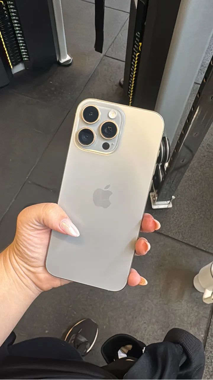 iPhone 16 pro Max  - Foto 4