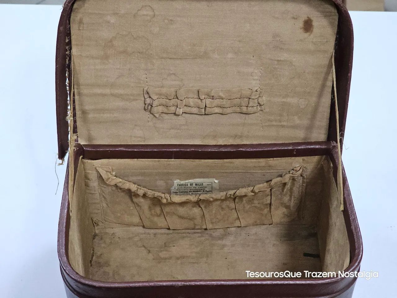 Maleta Em Couro Antiga Fabrica de Malas 23 cm - Foto 5