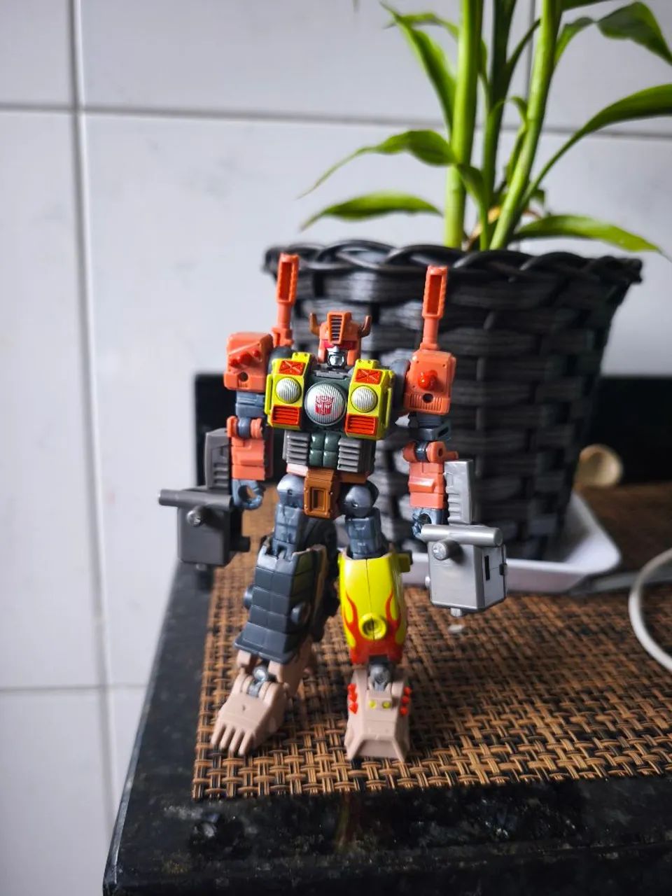 Crashbar transformers legacy 