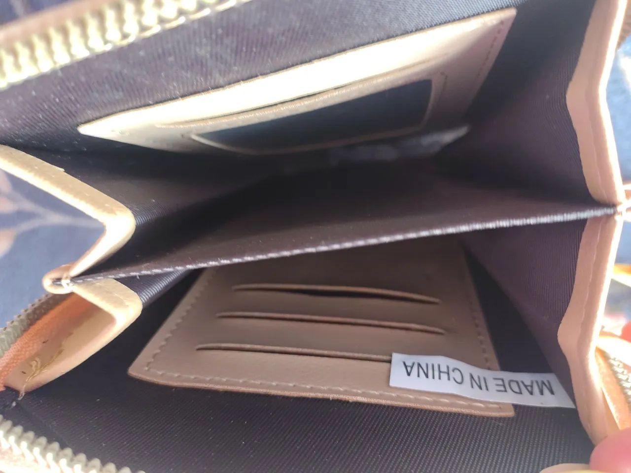 Bolsas e acessórios com pouco uso - Foto 5