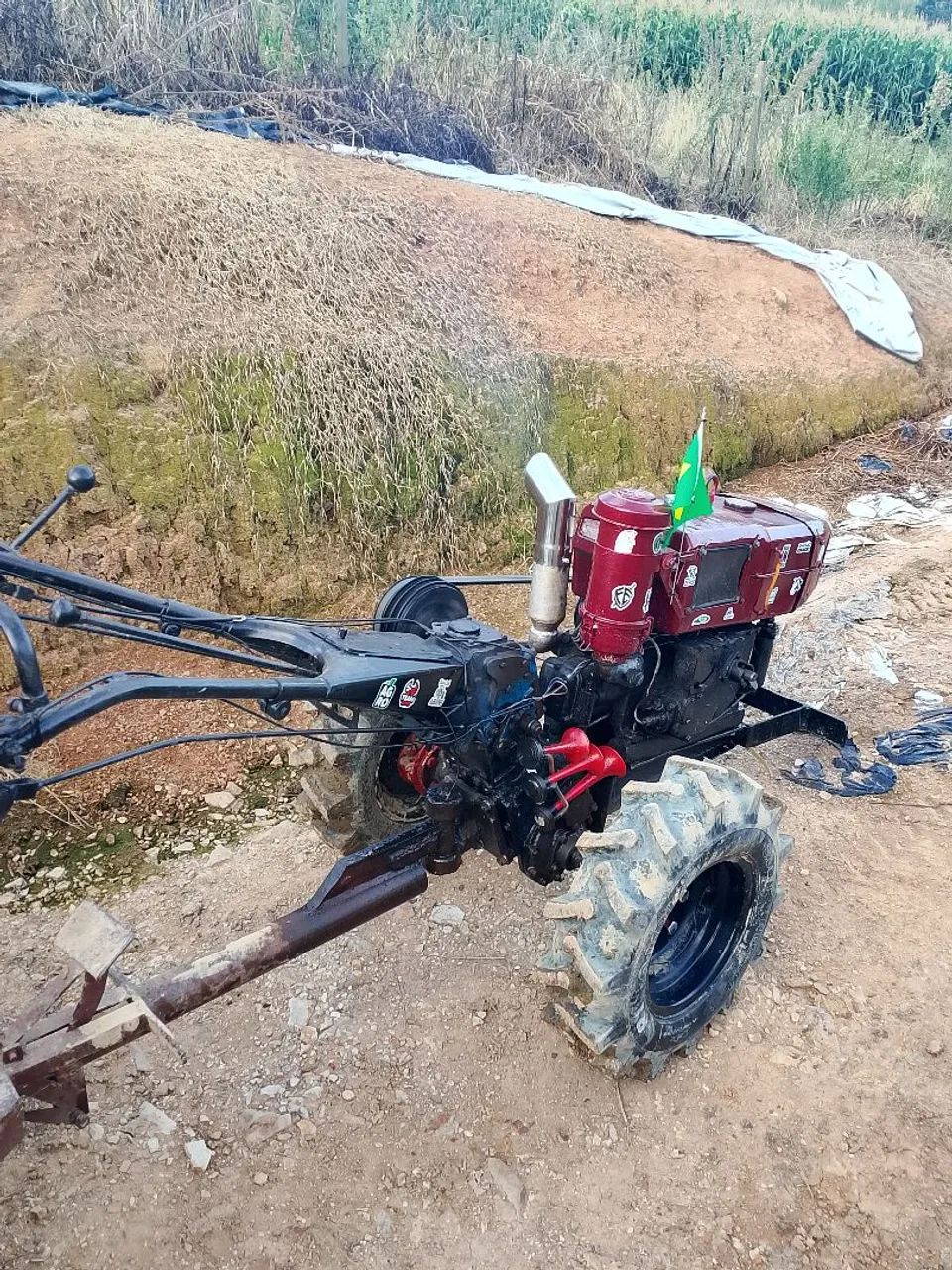 Tobata kr90+carreta+plantadeira - Foto 2