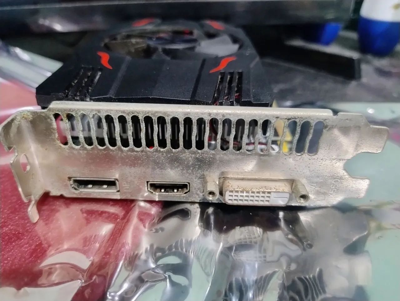 PLACA DE VIDEO RX 550 4GB AFOX (COM DEFEITO) - Foto 3