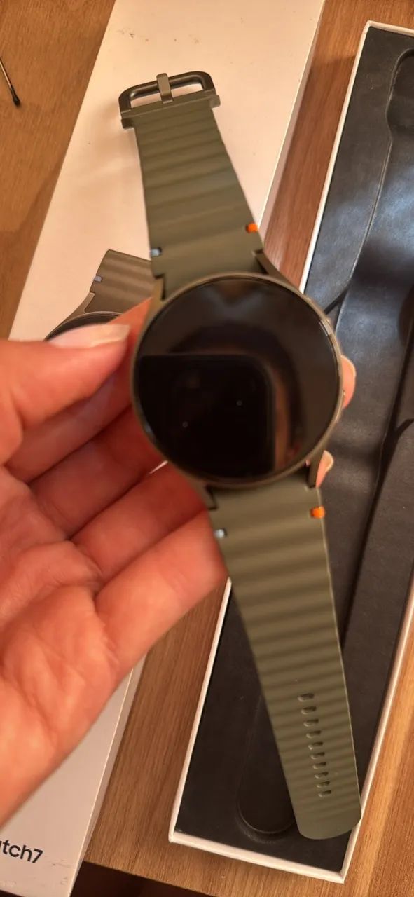 NA CAIXA - Galaxy Watch 7 44mm - Foto 2