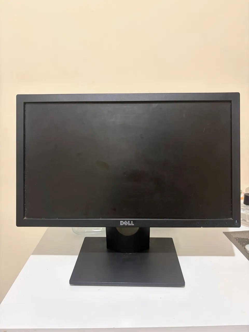 Monitor Dell 21.5 Polegadas Se2216h Vga, Hdmi 110 220 - Bom (Recondicionado)