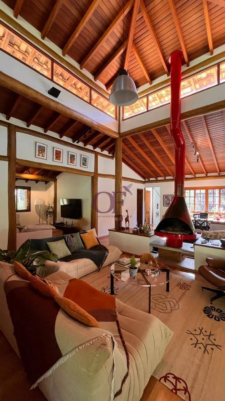 Condomínio Fazenda Campo Verde, Caxambu: Casa de Alto Padrão com 4 Suítes, Piscina e 331m² - Foto 5