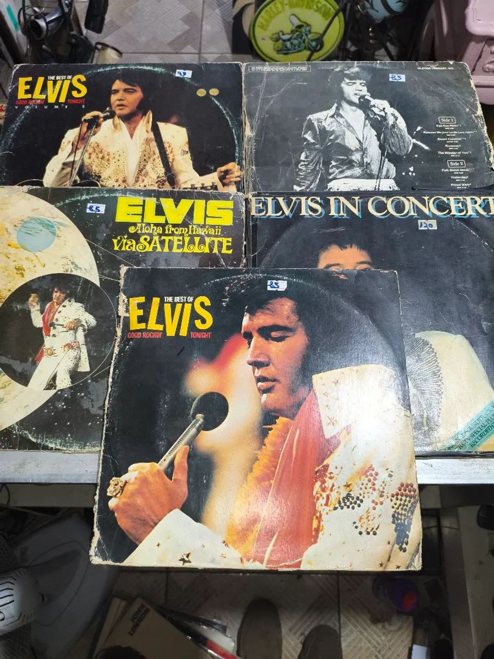 Cinco cinco disco de vinil de Elvis Presley sendo dois duplo - Foto 2