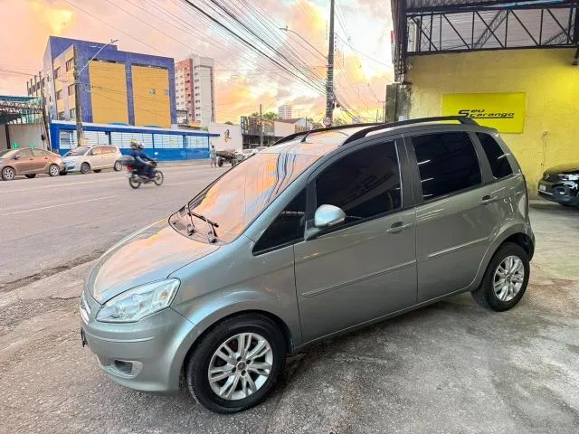 Fiat Idea Attractive 1.4 Fire Flex 8V 5P 2014 - Foto 3
