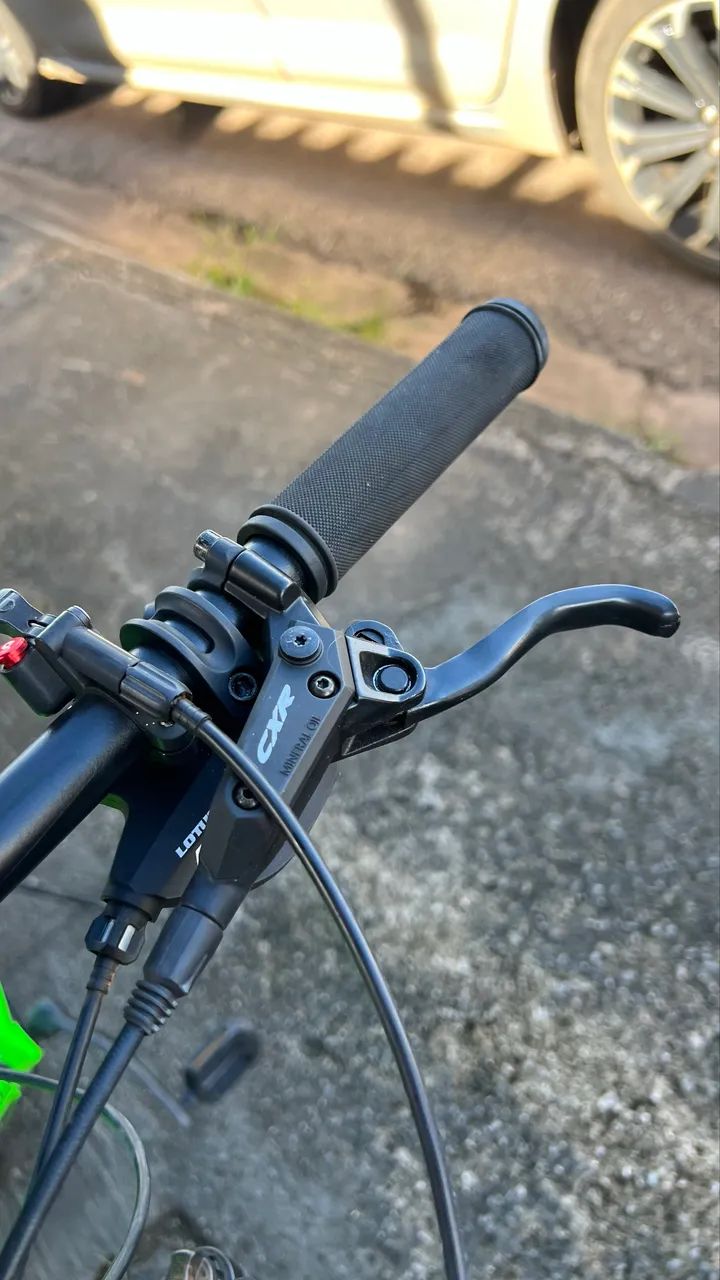 BICICLETA MTB LOTUS ARO 29 - EXCELENTE ESTADO - Foto 5
