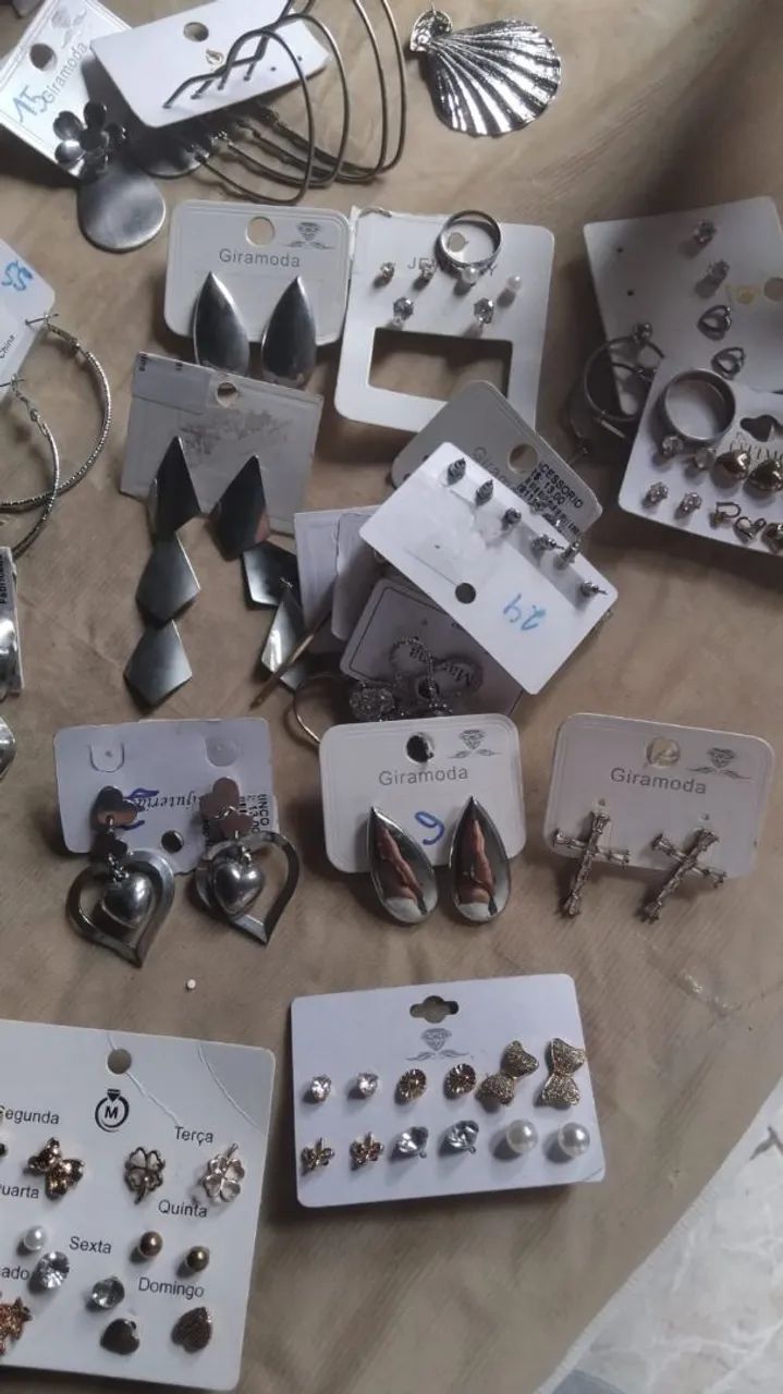 Bijouterias qualquer cartela é 10 - Foto 3