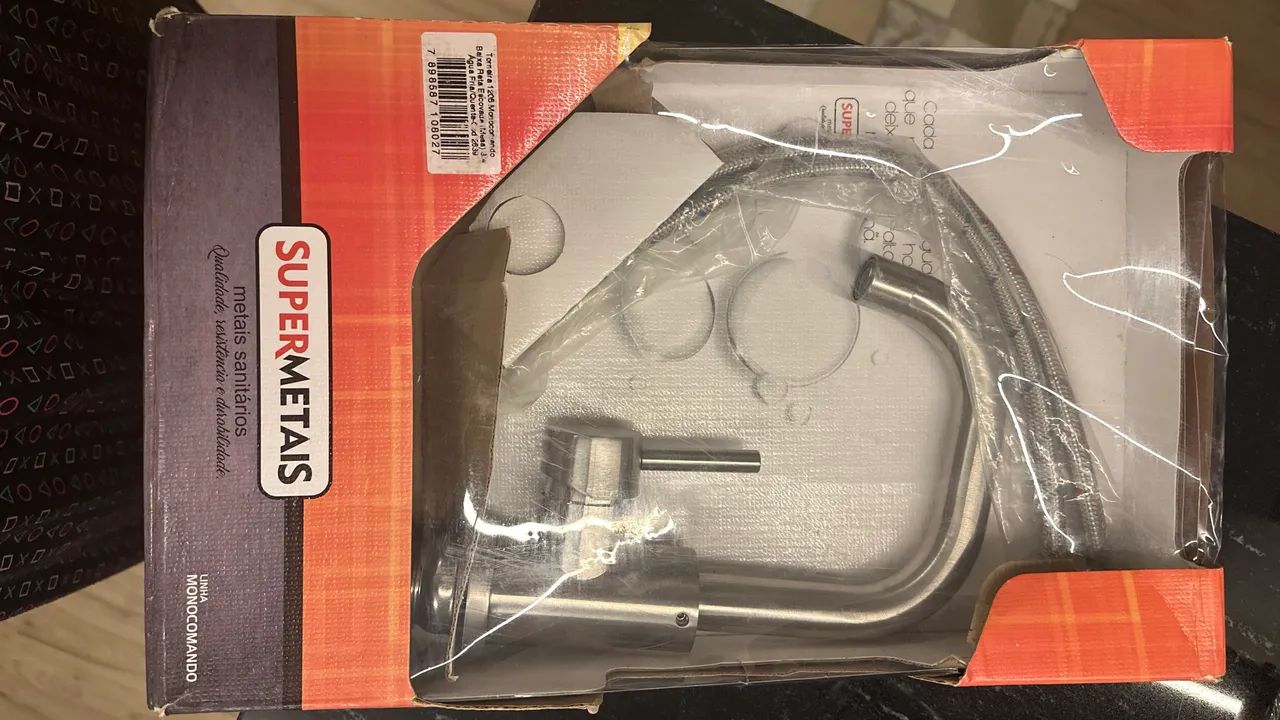 Torneira de Aço Inox Escovado Nacional Monocomando para Água Quente e Fria