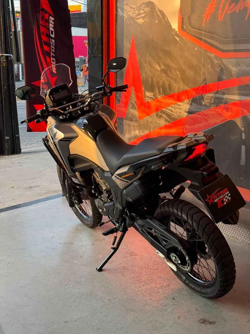 Sahara 300 ADV 2025 - Foto 5