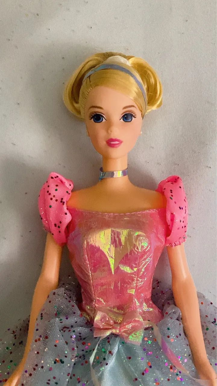 Boneca Cinderela Disney  - Foto 2