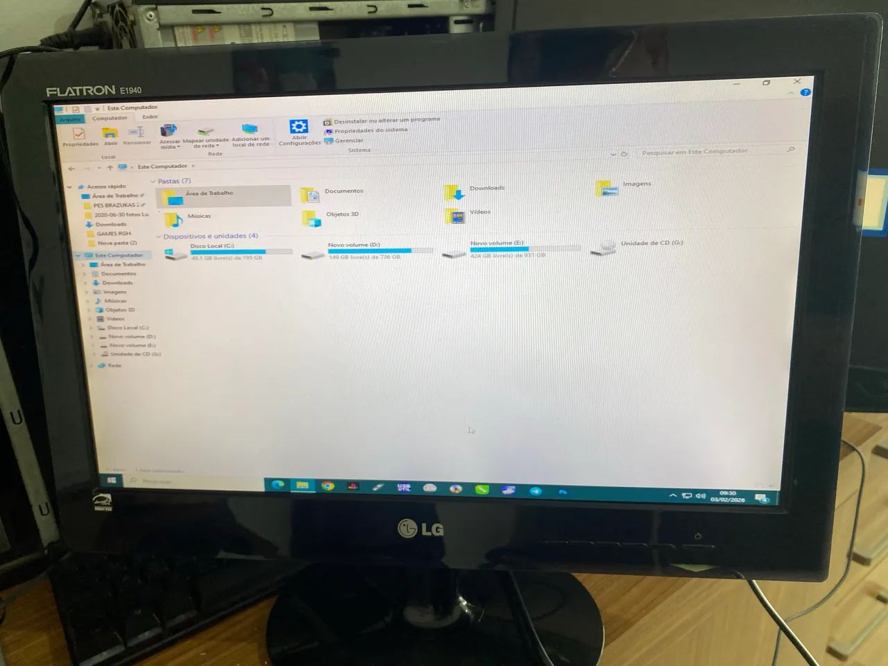 Monitor LG 19