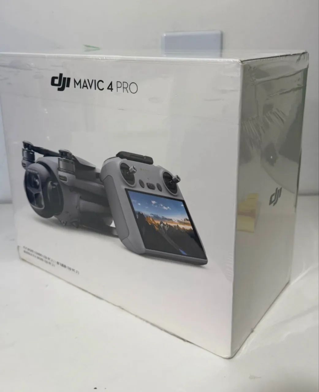 DRONE DJI MAVIC 4 PRO FLY MORE COMBO (DJI RC 2) NOVO lacrado  - Foto 2