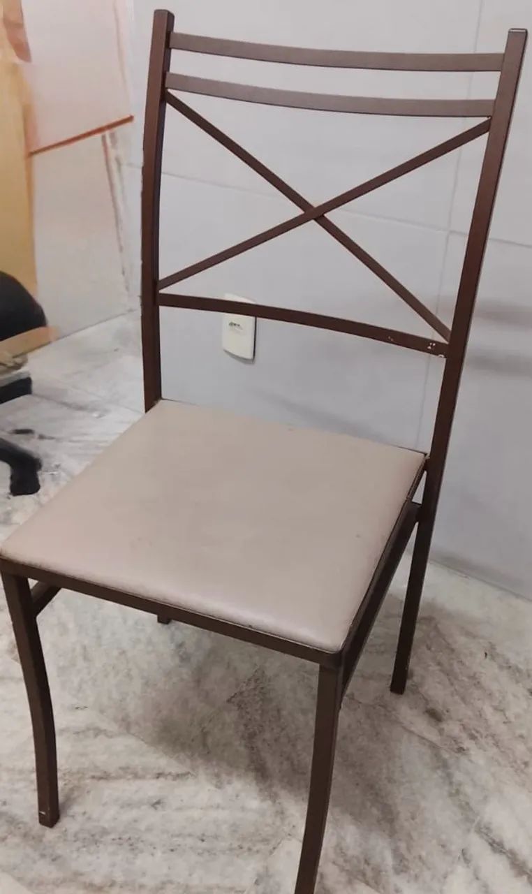 Mesa de jantar com 6 cadeiras - Foto 2
