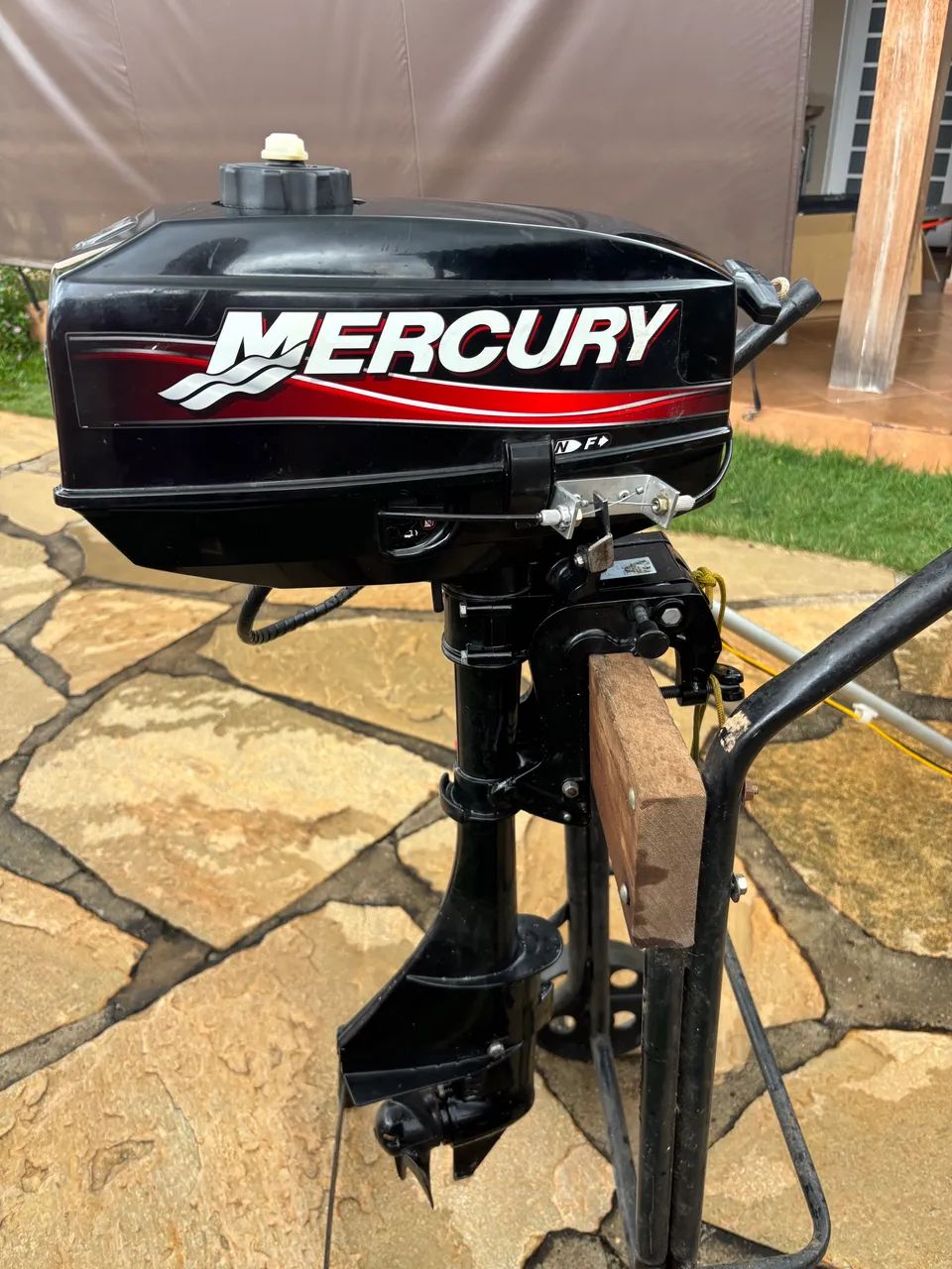 Motor Mercury 3.3hp adaptado pra caiaque. - Foto 5