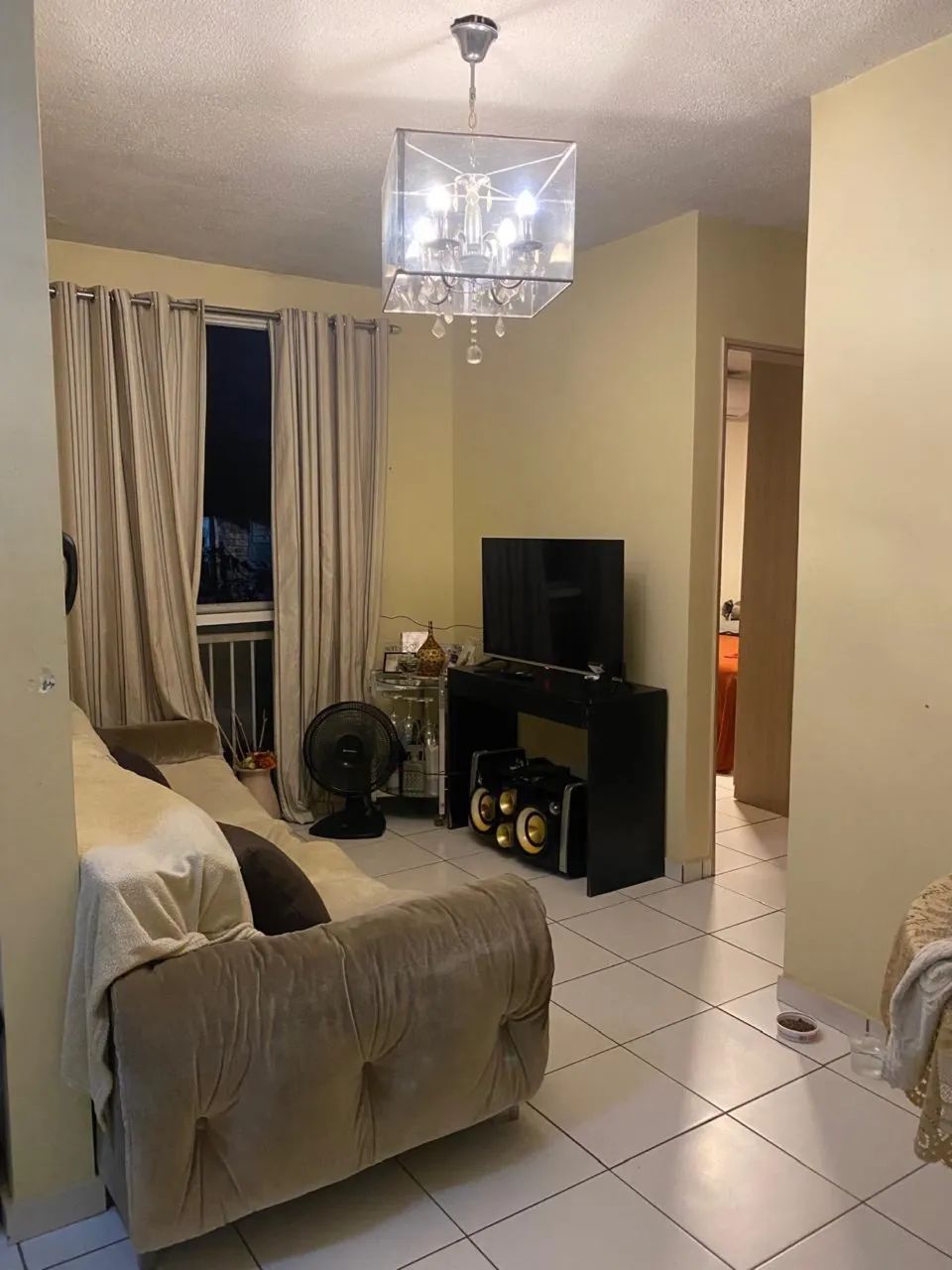 Alugo apartamento condomínio ideal Br *